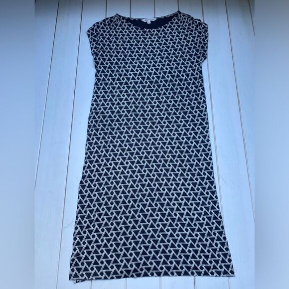 $10 start 🇨🇦 Dagg & Stacey The Ellis Dress - Picture 10 of 16